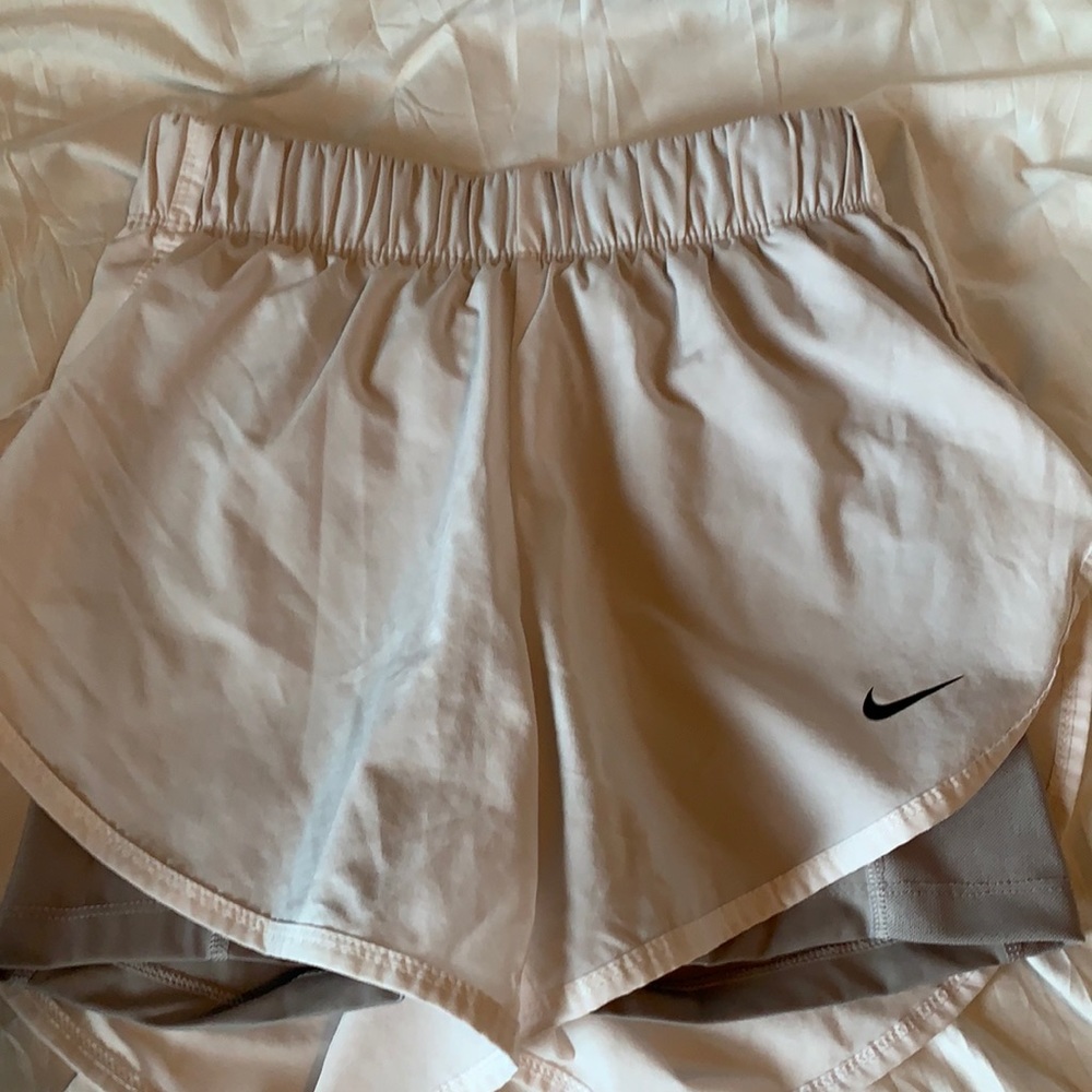 Nike XS